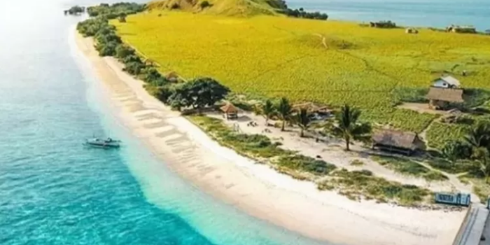 8 Tempat Wisata Di Nusa Tenggara Timur Yang Menawarkan Keindahan Alam Dan Budaya, Cocok Untuk Liburan Seru