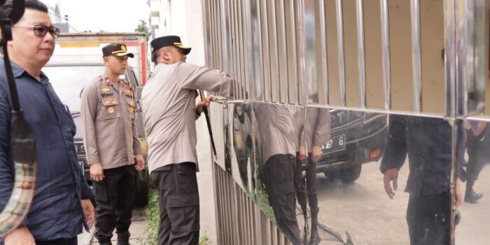 Patroli Jalan Kaki Tingkatkan Kewaspadaan Hunian Warga di Jakarta Barat