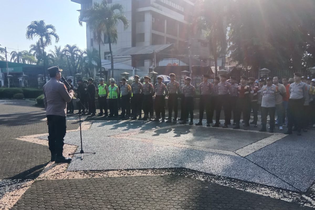 Sinergi Pengamanan Taman Ragunan Dipastikan oleh Ratusan Personel