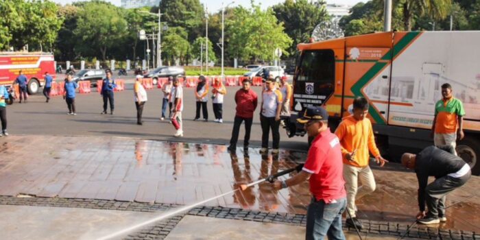 Ada kirab kemudian panggung hiburan ke Jakpus pada waktu pelantikan presiden