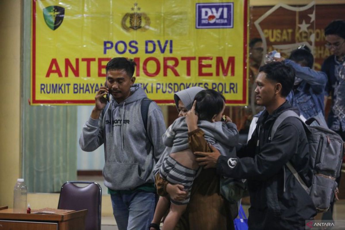 DKI kemarin, kebakaran pabrik pada Bekasi hingga pertandingan RK-Jokowi