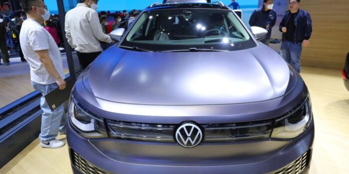 Volkswagen Group kemudian SAIC Motor teken kontrak kemitraan hingga 2040