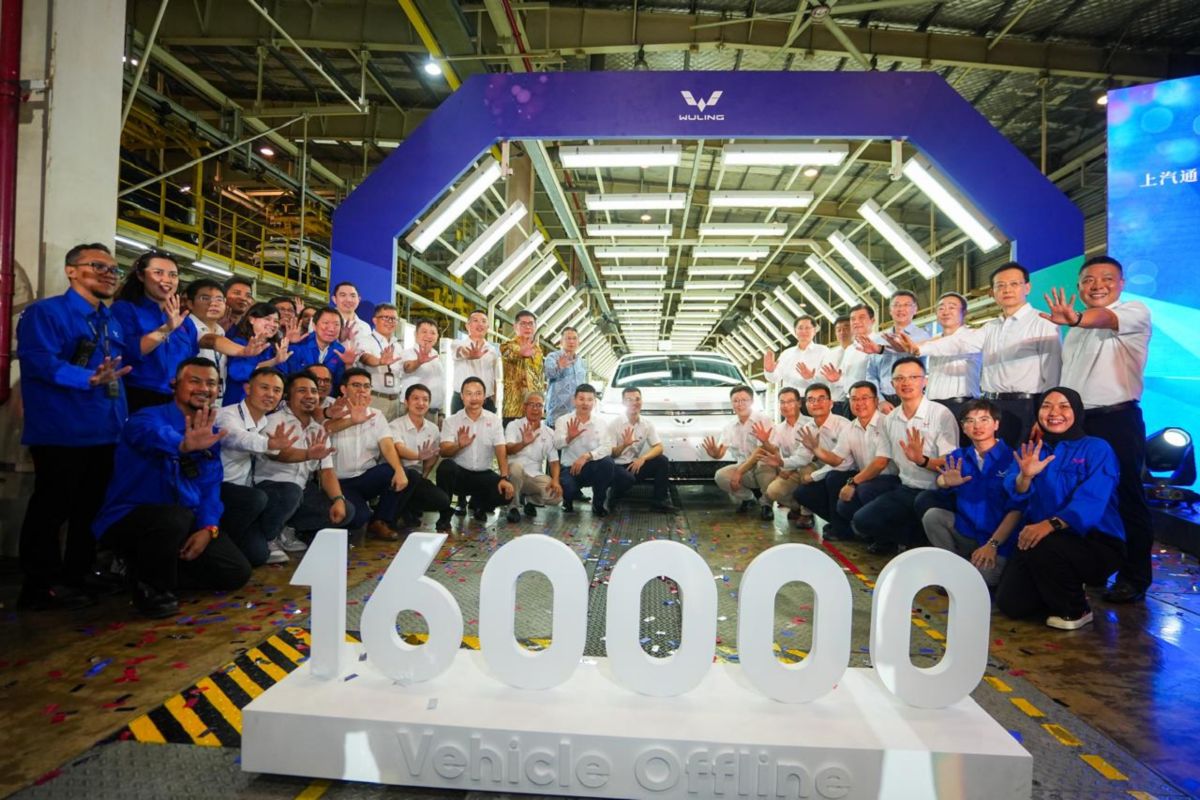 Wuling rayakan produksi 160.000 unit kendaraan pada pabrik Indonesia 