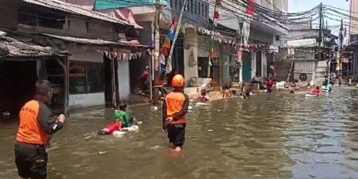 Satu RT ke DKI Ibukota Indonesia Utara terendam banjir rob